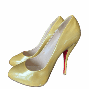 Sapato Christian Louboutin Verniz Dourado