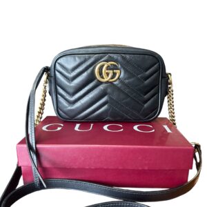 Bolsa Gucci Marmont Preta